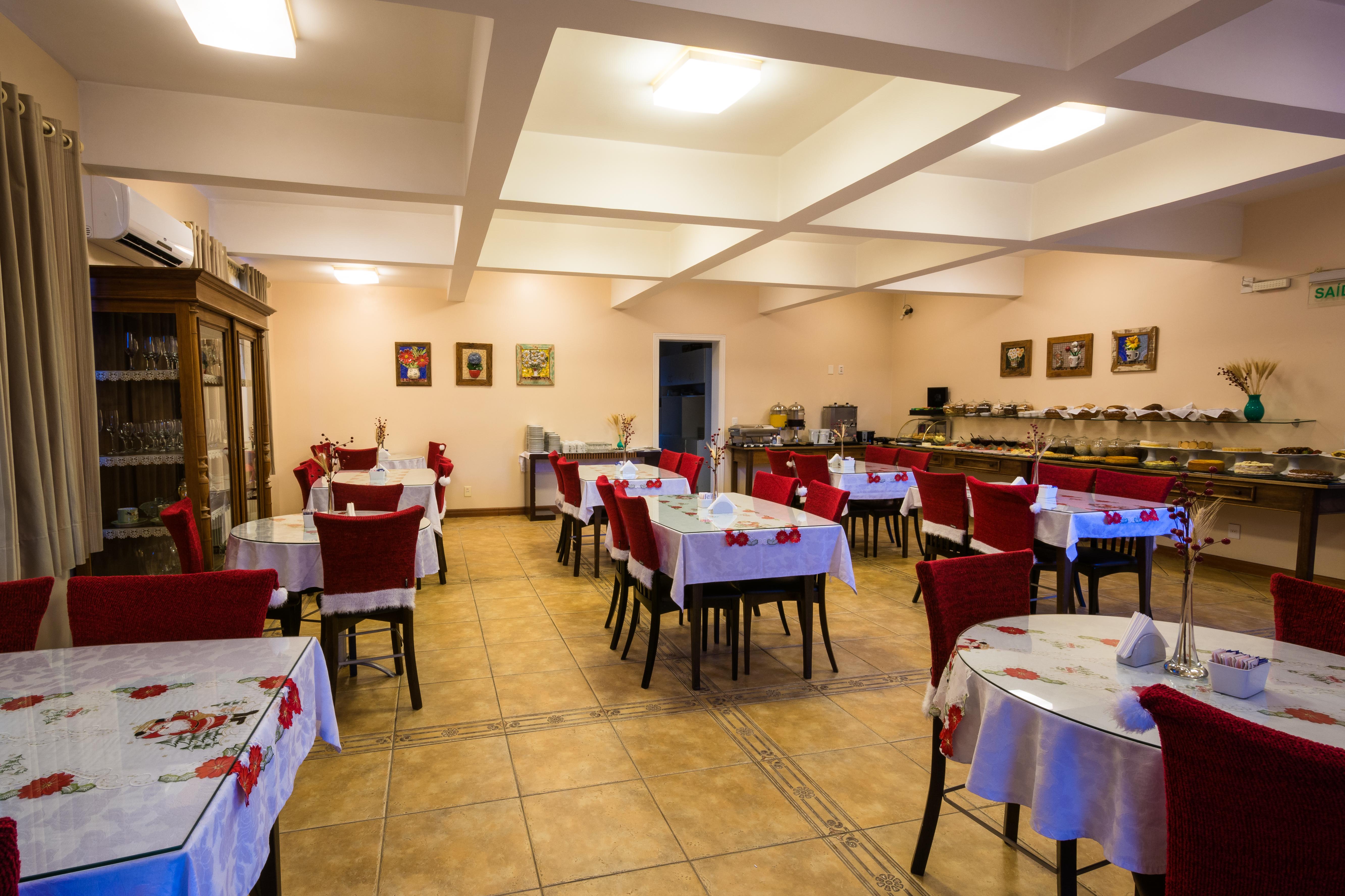 Kaster Hotel 3*